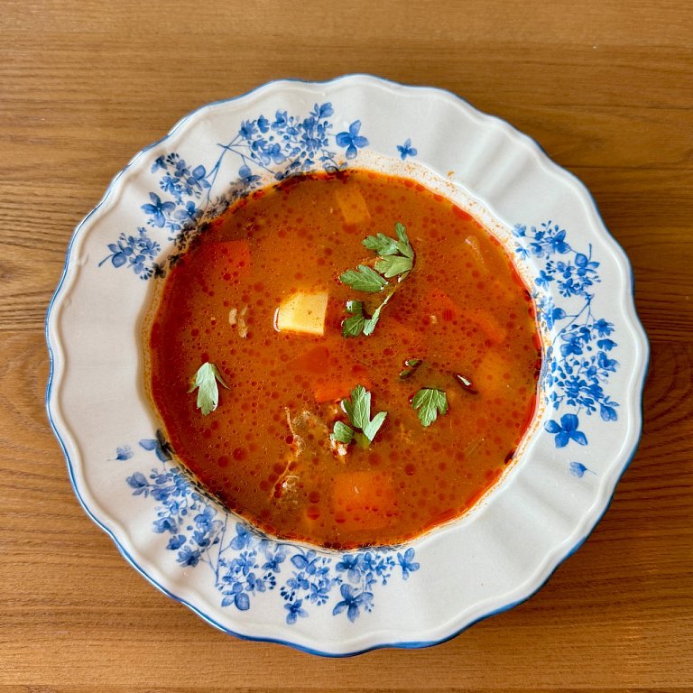 Б Суп -гуляш